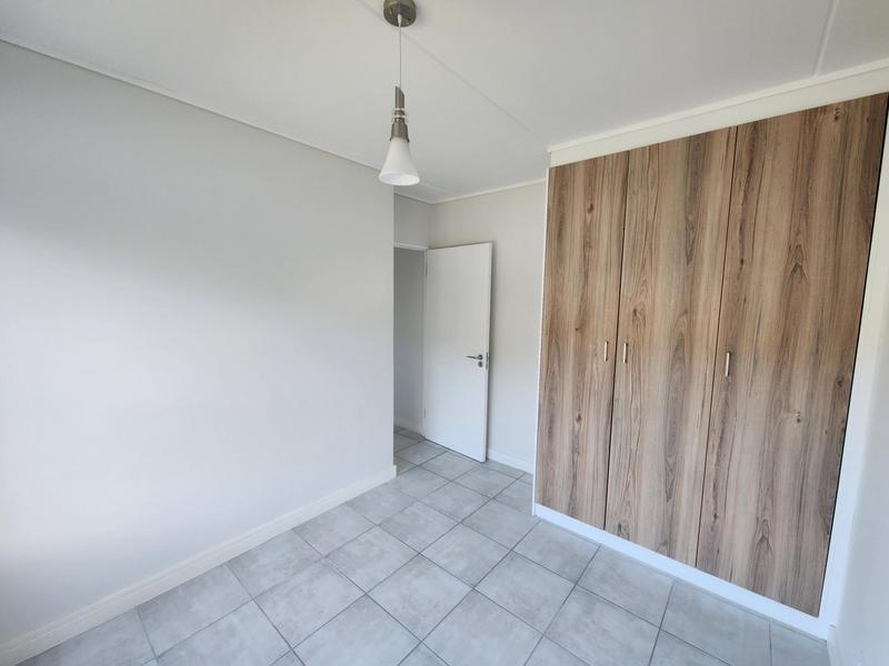 To Let 2 Bedroom Property for Rent in Gordons Bay Western Cape